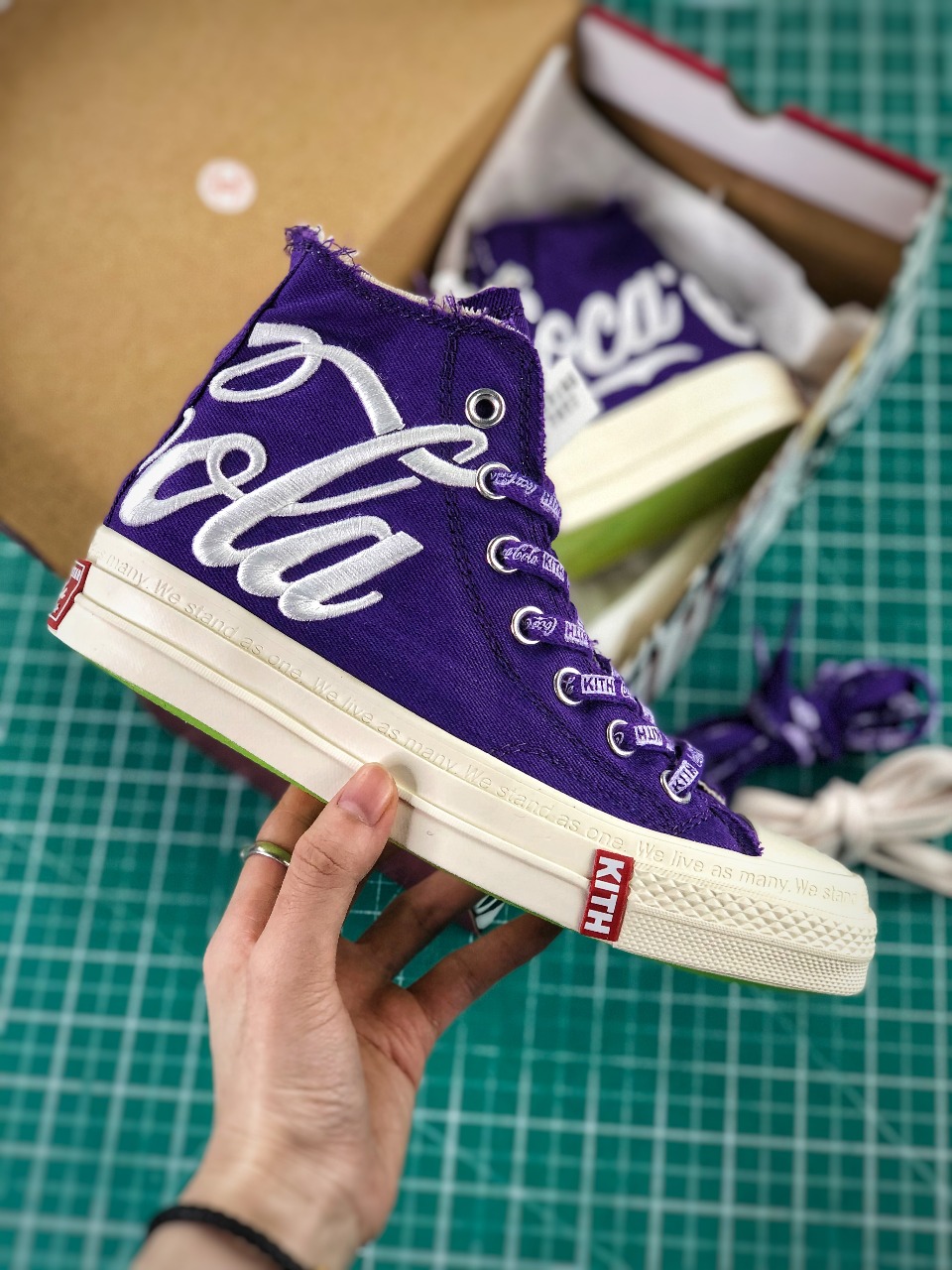 110  KITH x 可口可乐Coca-Cola x Converse Chuck Taylor 1970S 中帮硫化帆布板鞋