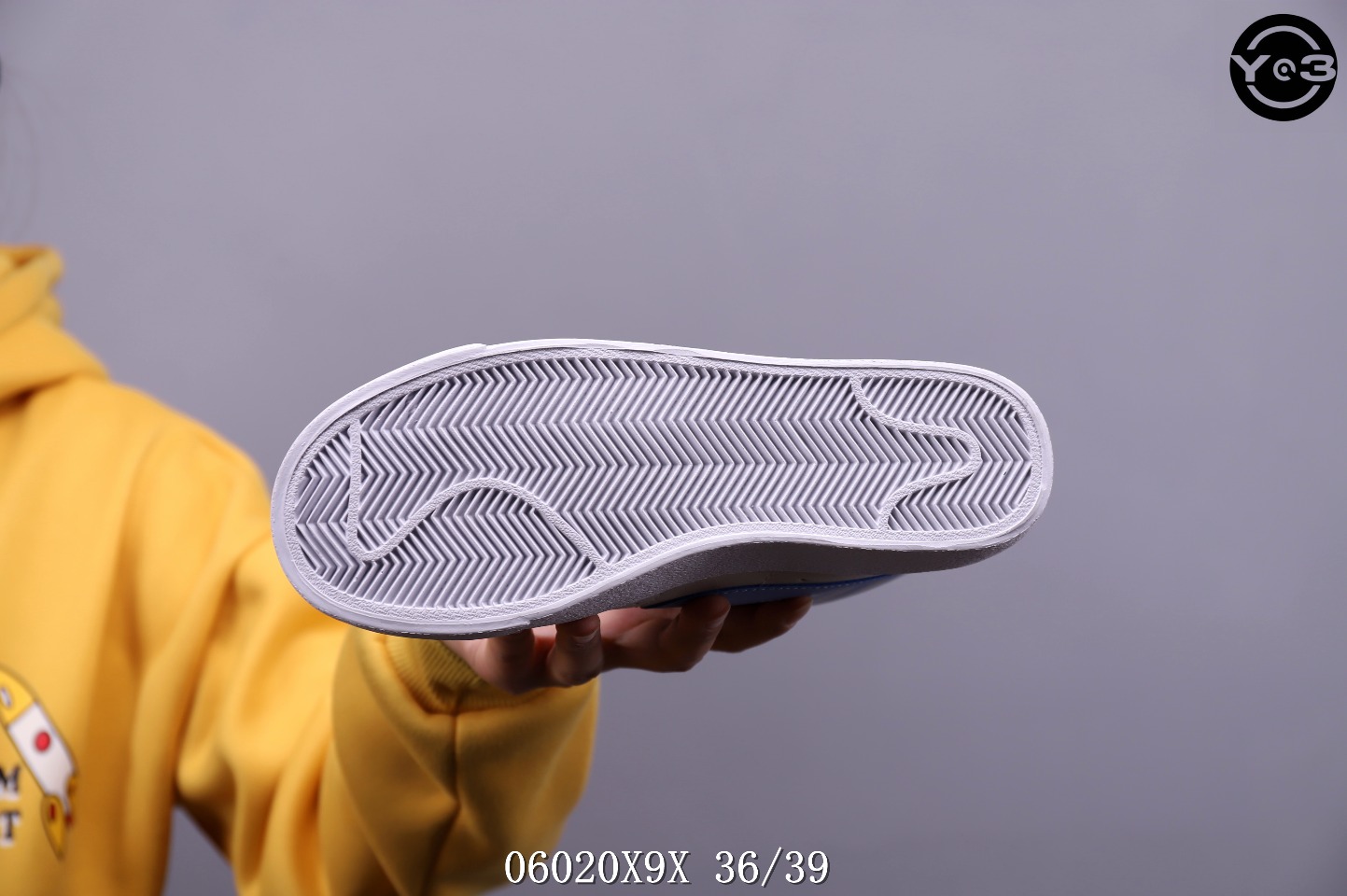 90<br />耐克Nike W Blazer Mid Redel onzf180dp.kt 开拓者 高帮休闲情侣板鞋 <br />SWSize:36/39 <br />编码：06020X9X