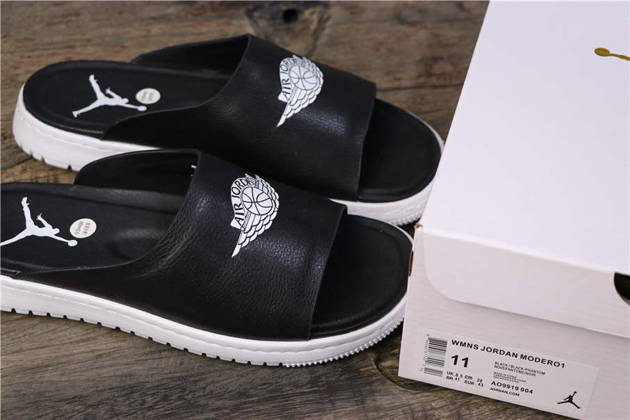 110乔丹/Air Jordan AJ1 aj1 乔丹1代 乔1 乔丹1代拖鞋系列 Air Jordan Modero 1 AO9919-400 乔1拖鞋黑白