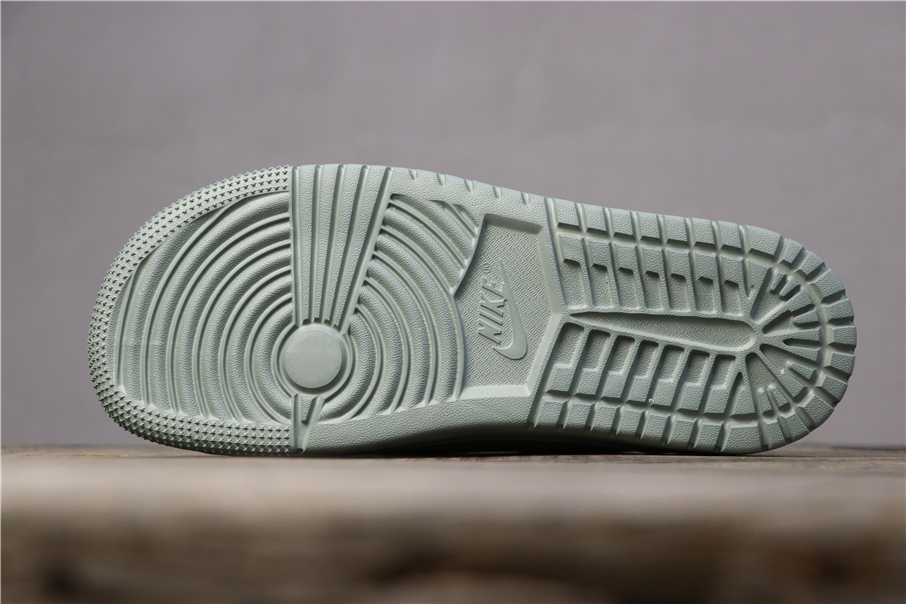 110乔丹/Air Jordan AJ1 aj1 乔丹1代 乔1 乔丹1代拖鞋系列 Air Jordan Modero 1 AO9919-300 乔1拖鞋祖母绿