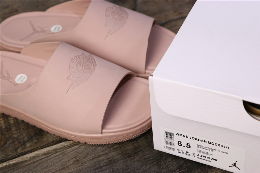 110乔丹/Air JordanAJ1 aj1 乔丹1代 乔1 乔丹1代拖鞋系列 Air Jordan Modero 1 AO9919-200 乔1拖鞋粉色