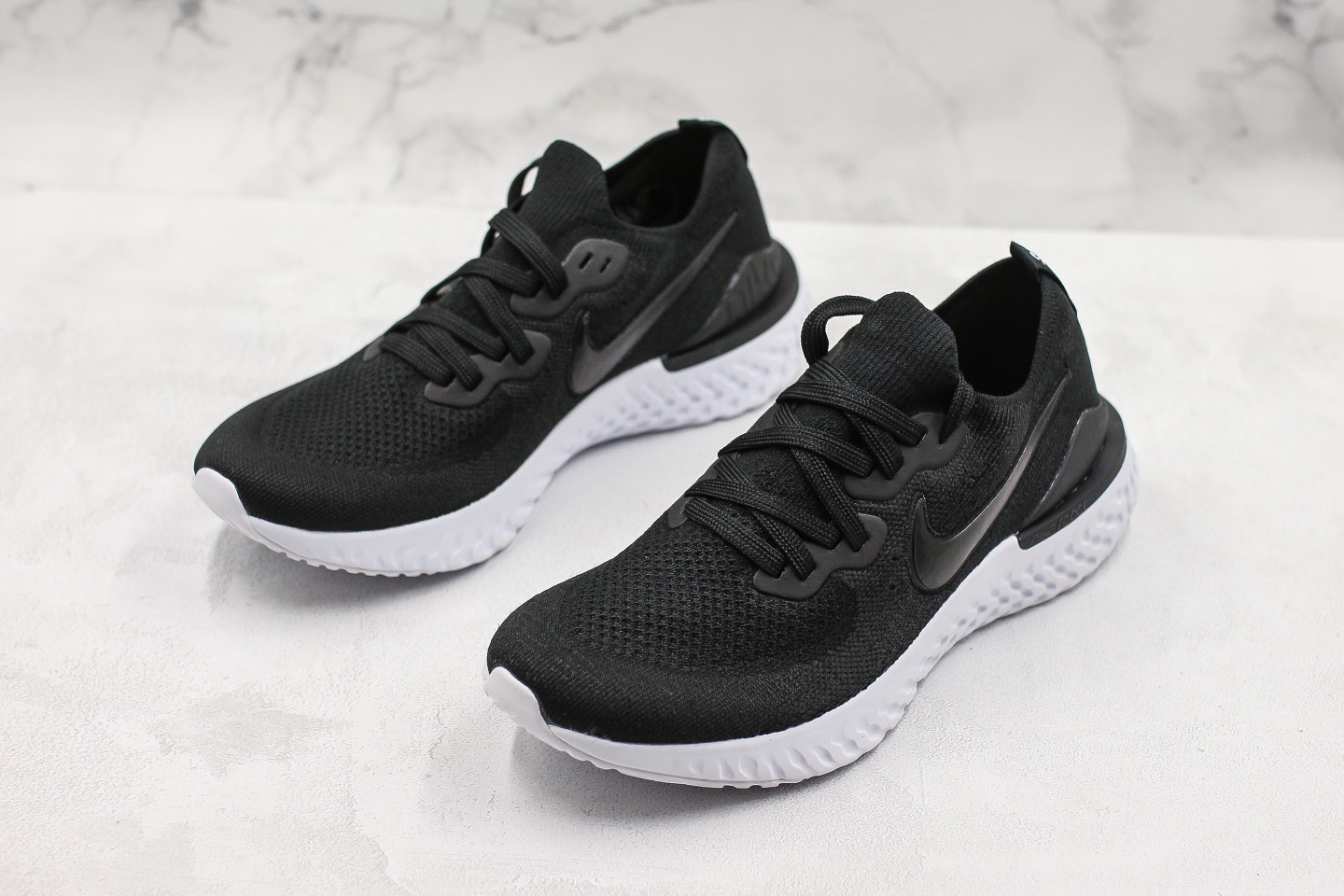 180 Nike Epic React Flyknit 2代瑞亚泡沫颗粒编织跑步鞋 BQ8928-453