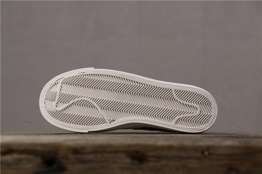 120<br />真标 NIKE BLAZER LOW开拓者 帆布低帮板鞋36 36.5 37 38 38.5 39 40 40.5 41 42 42.5 43 44