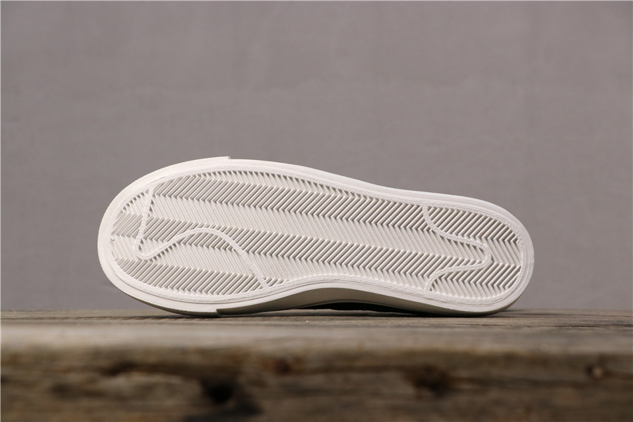 120<br />真标 NIKE BLAZER LOW开拓者 帆布低帮板鞋36 36.5 37 38 38.5 39 40 40.5 41 42 42.5 43 44