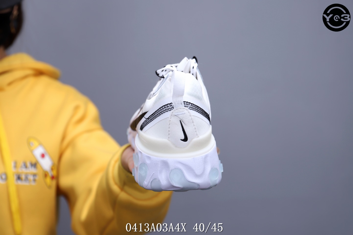 150<br />耐克 Nike Epic React Element 87Undercover 瑞亚87联名 高桥盾 透明网纱 轻便跑鞋 <br />SWSIZE：下40/45 <br />编码：0413A03A4X