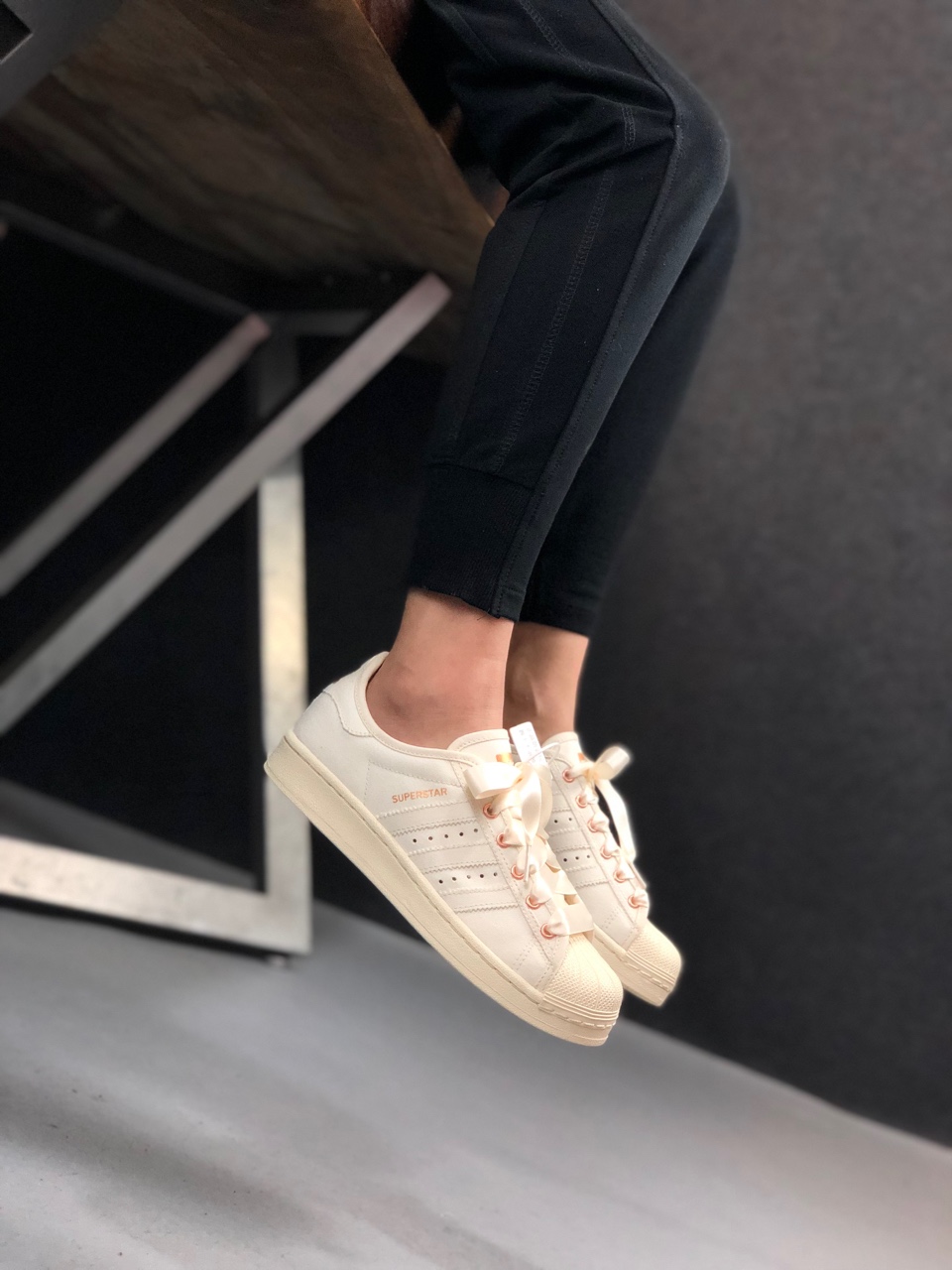 160冰激凌米黄电镀ADIDAS SUPERSTAR ORIGINALS 上脚满满的少女心  2019年度全新米黄配色帆布贝壳头
