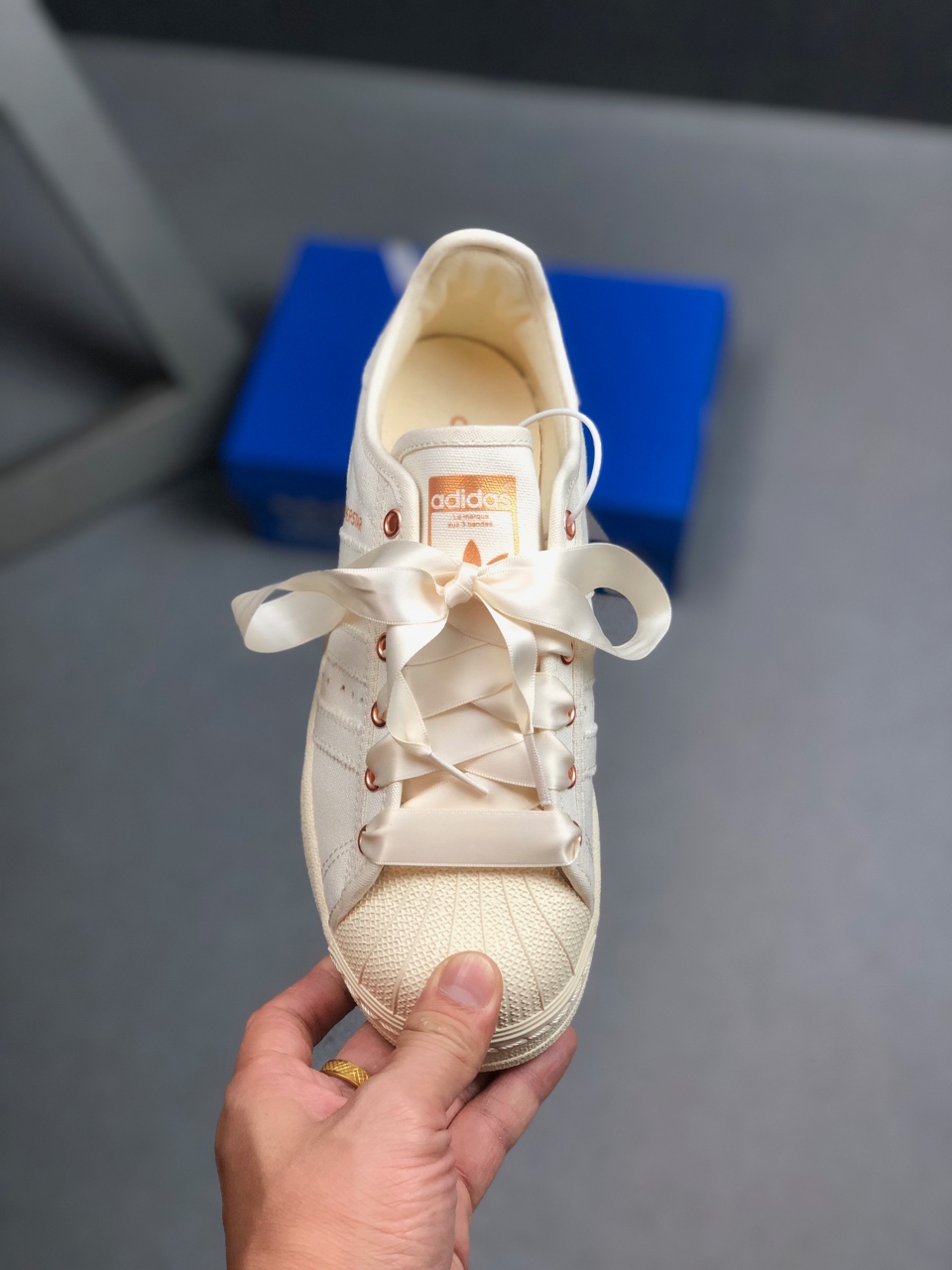 160冰激凌米黄电镀ADIDAS SUPERSTAR ORIGINALS 上脚满满的少女心  2019年度全新米黄配色帆布贝壳头