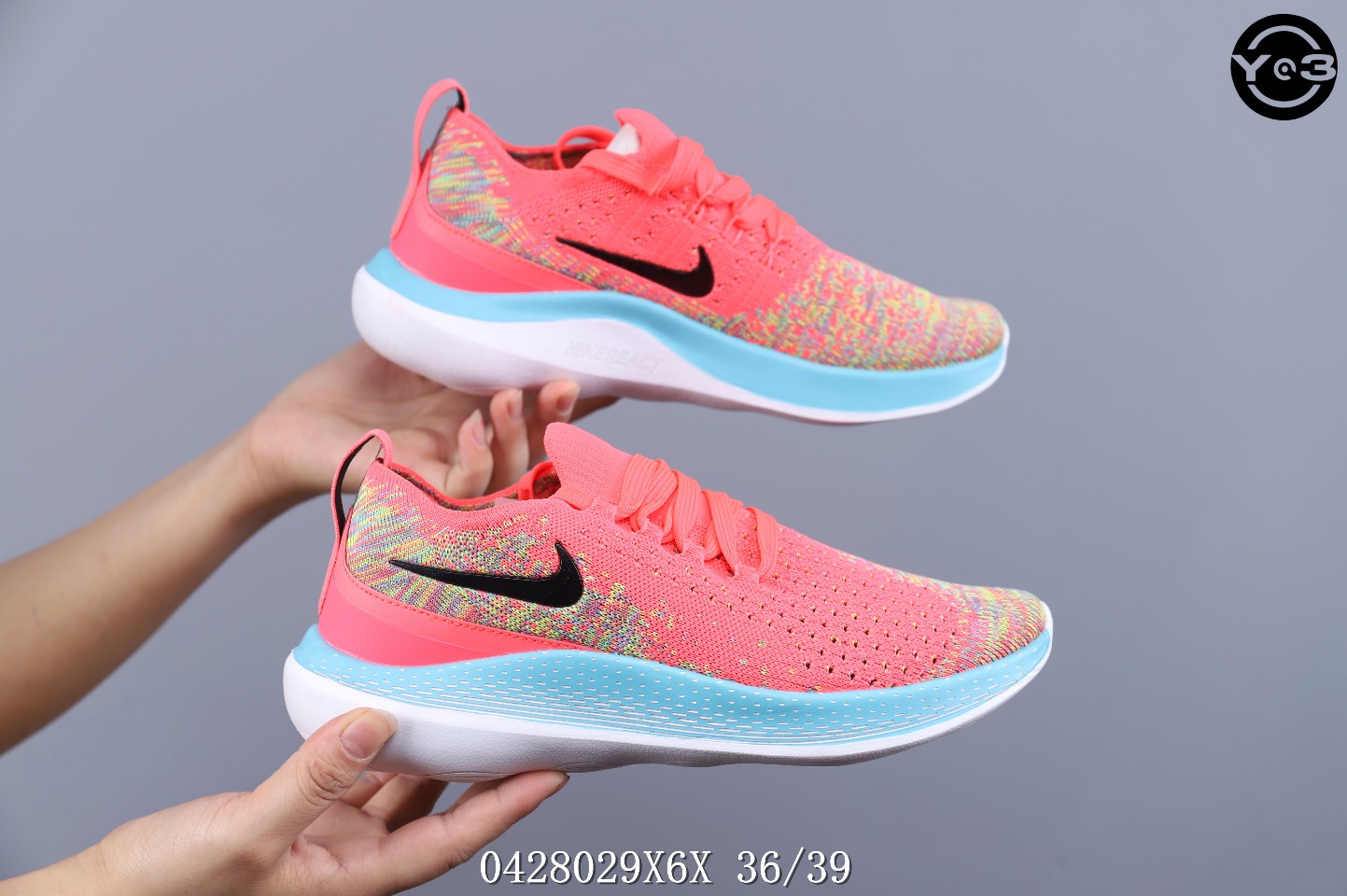 60  耐克WMNS Nike React Epic Flyknit 针织面 缓震高弹跑鞋 <br />号码：36-39