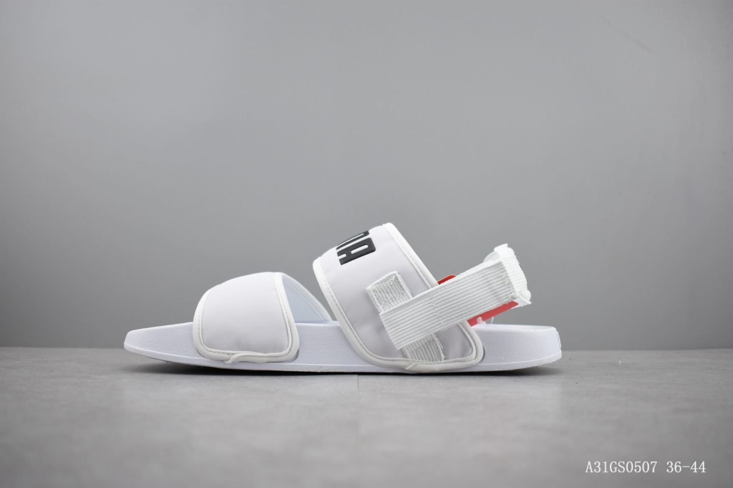 90     彪马 Puma LEADCAT YLM LITE夏季泫雅同款运动休闲凉鞋