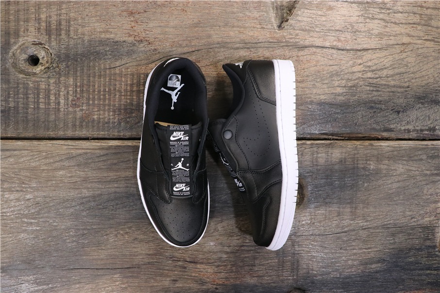 220乔丹/Air Jordan aj1 AJ1 乔丹1代 乔1低帮系列 Air Jordan 1 RET Low Slip串标一脚蹬  AV3918-001 乔1低帮黑白奥利奥