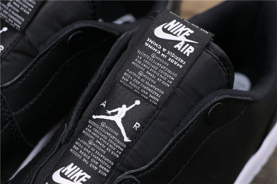 220乔丹/Air Jordan aj1 AJ1 乔丹1代 乔1低帮系列 Air Jordan 1 RET Low Slip串标一脚蹬  AV3918-001 乔1低帮黑白奥利奥