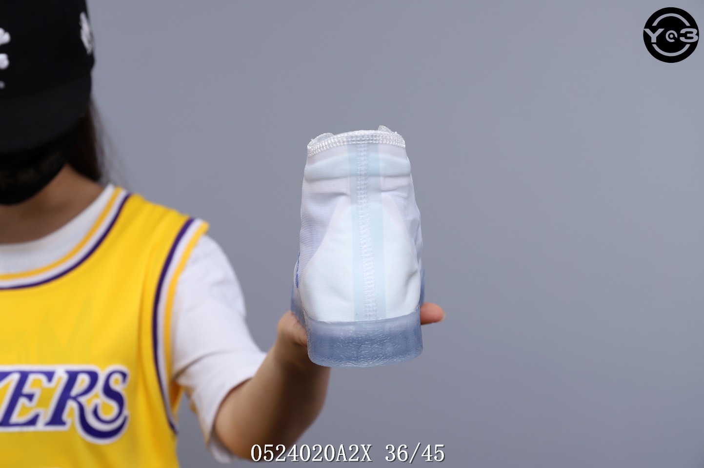 130真标半码阿迪/ADIDAS FORUM MID三叶草透明网纱高帮板鞋 休闲板鞋！