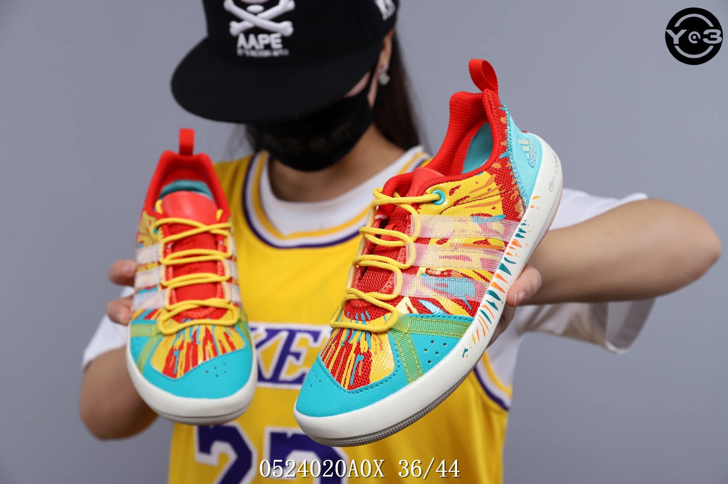 110阿迪达斯 2020 夏季 户外 涂鸦 彩绘 涉水鞋 速干运动鞋 网面 透气 镂空 情侣鞋 海边沙滩鞋