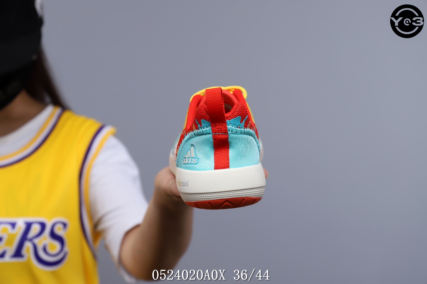 110阿迪达斯 2020 夏季 户外 涂鸦 彩绘 涉水鞋 速干运动鞋 网面 透气 镂空 情侣鞋 海边沙滩鞋