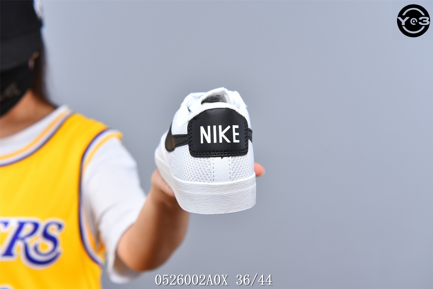 120耐克/NIKE SB ZOOM BLAZER LOW 猪巴革鞋面耐克刺绣大勾 百搭校园滑板鞋SW