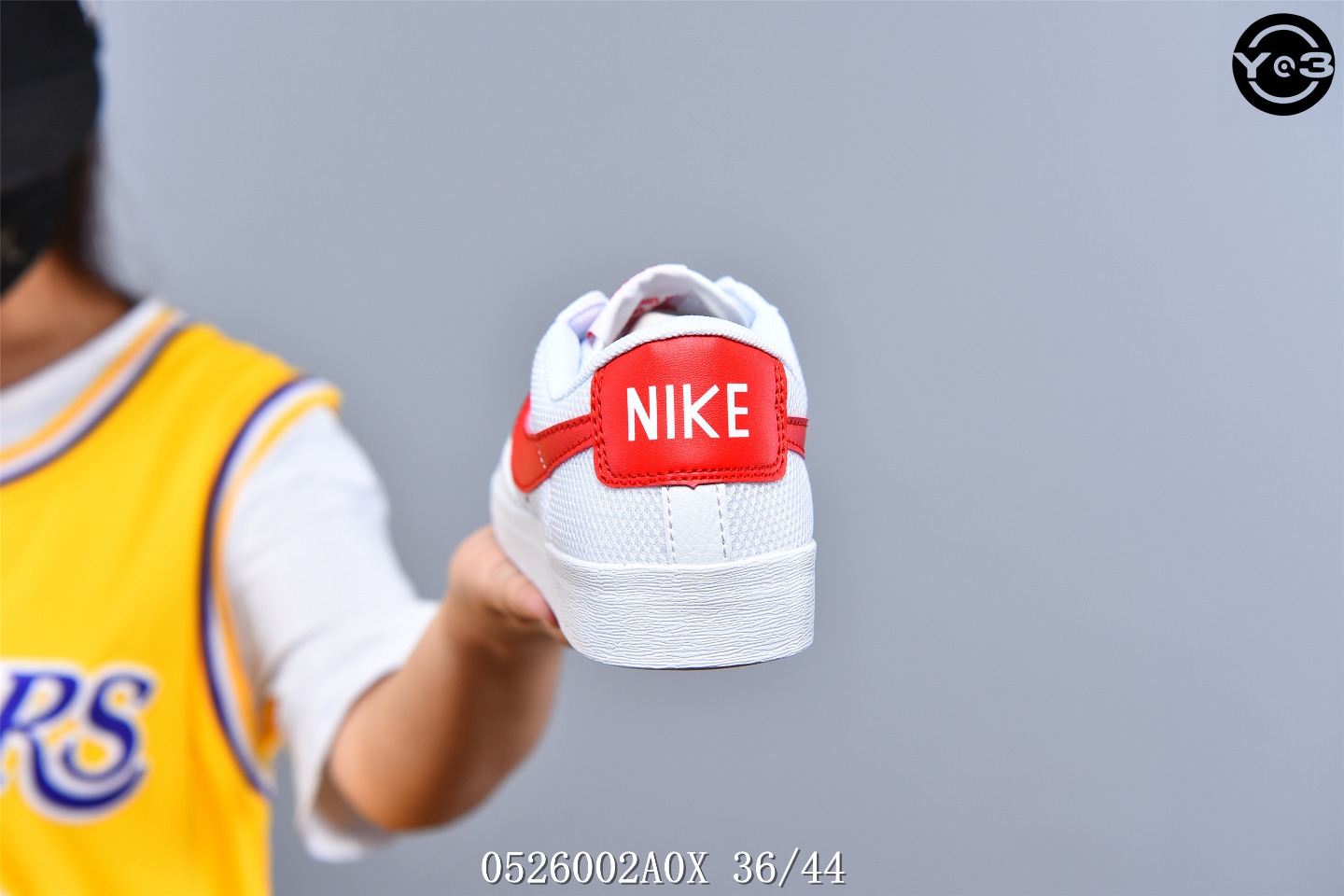 120耐克/NIKE SB ZOOM BLAZER LOW 猪巴革鞋面耐克刺绣大勾 百搭校园滑板鞋SW