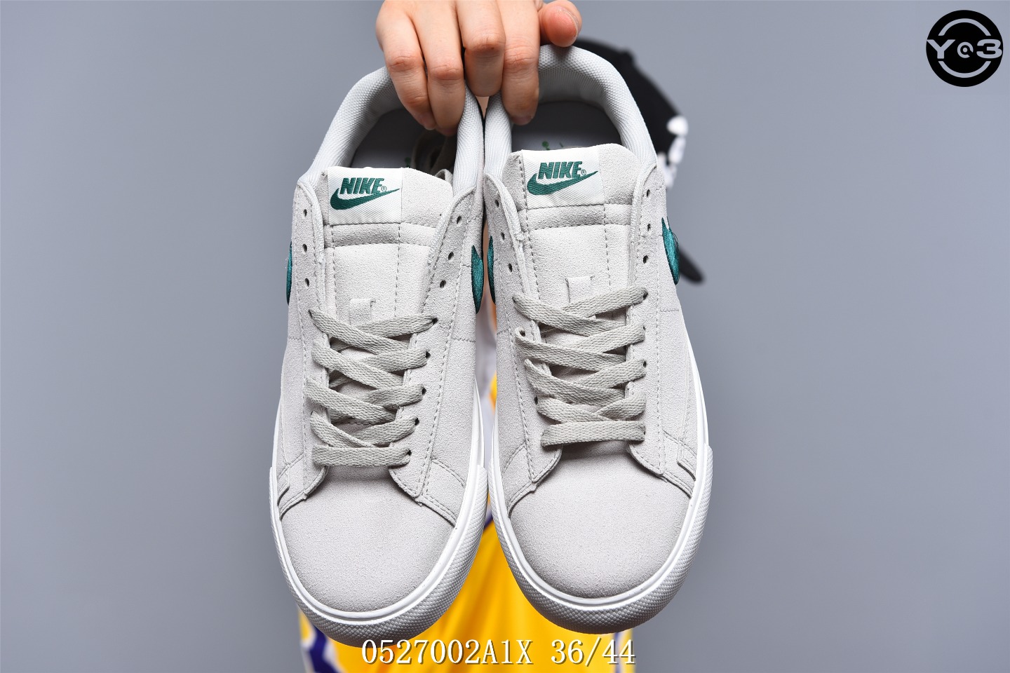 120耐克/NIKE SB ZOOM BLAZER LOW 猪巴革鞋面耐克刺绣大勾 百搭校园滑板鞋SW