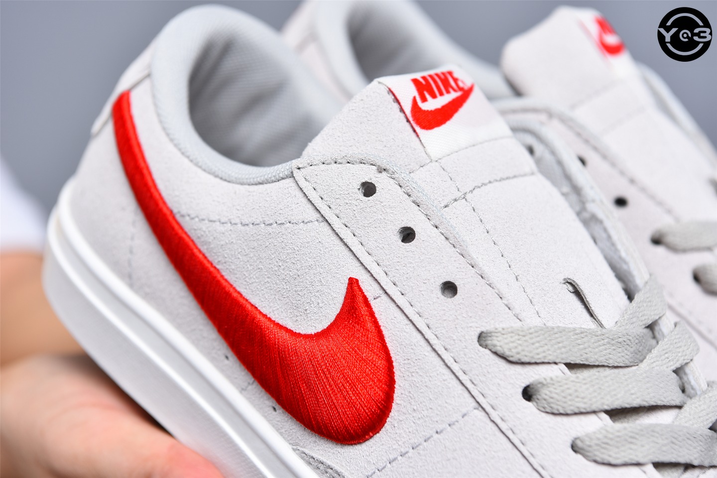 120耐克/NIKE SB ZOOM BLAZER LOW 猪巴革鞋面耐克刺绣大勾 百搭校园滑板鞋SW