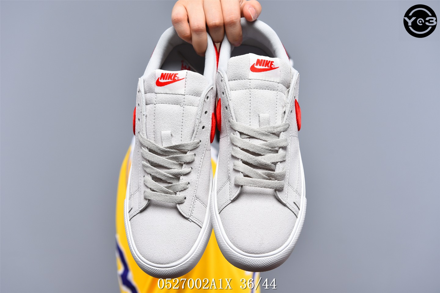 120耐克/NIKE SB ZOOM BLAZER LOW 猪巴革鞋面耐克刺绣大勾 百搭校园滑板鞋SW