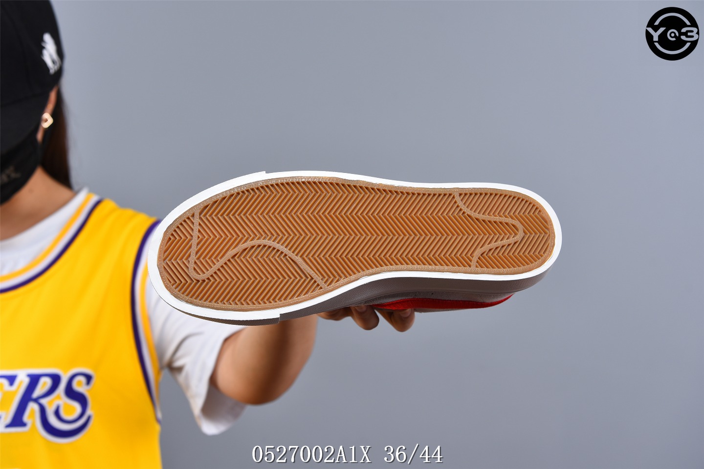 120耐克/NIKE SB ZOOM BLAZER LOW 猪巴革鞋面耐克刺绣大勾 百搭校园滑板鞋SW