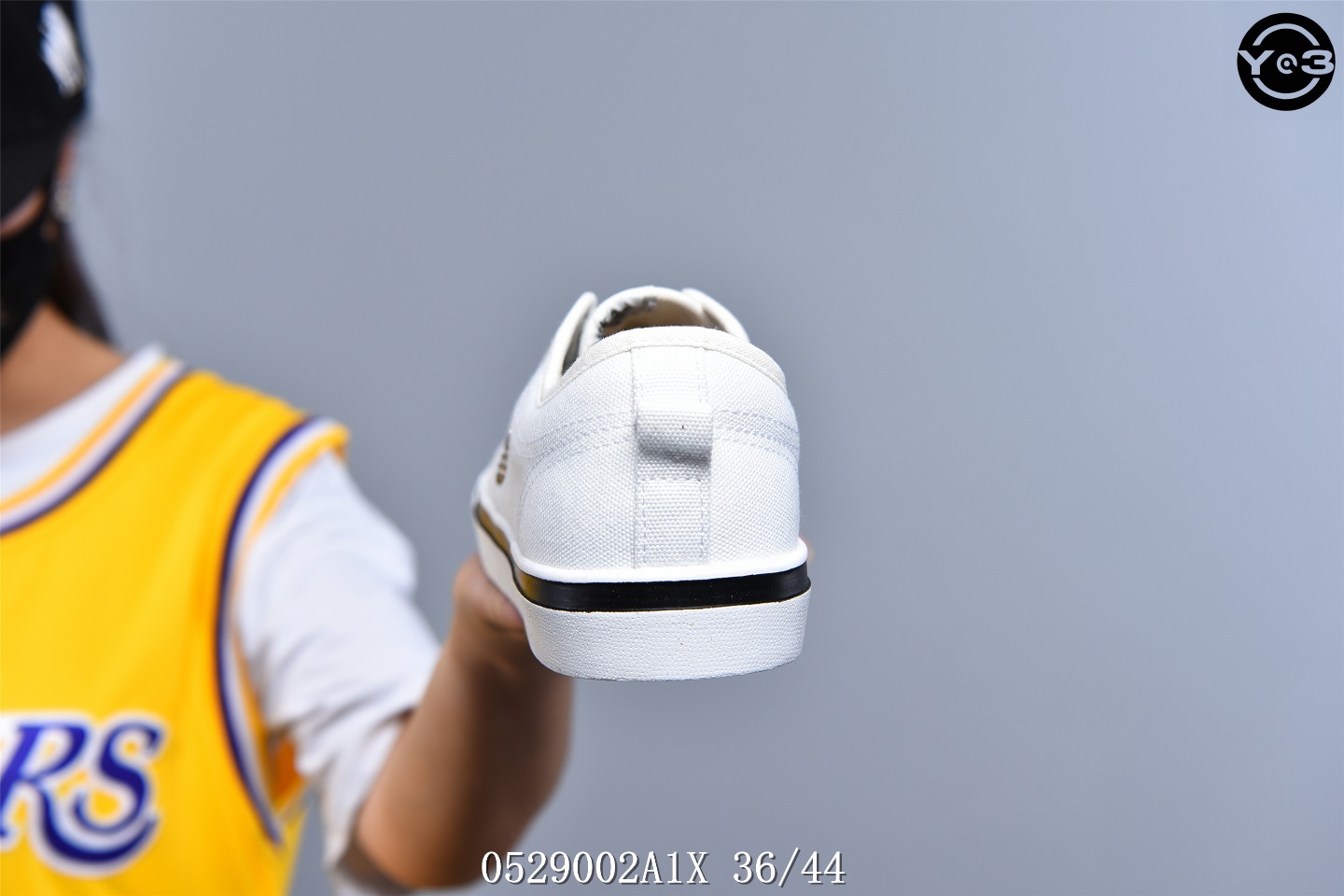 120新配色百搭款出街利器  各大明星上脚老铁跟上节奏！真标半码Adidas  阿迪达斯   Nizza 低帮校园休闲帆布板鞋