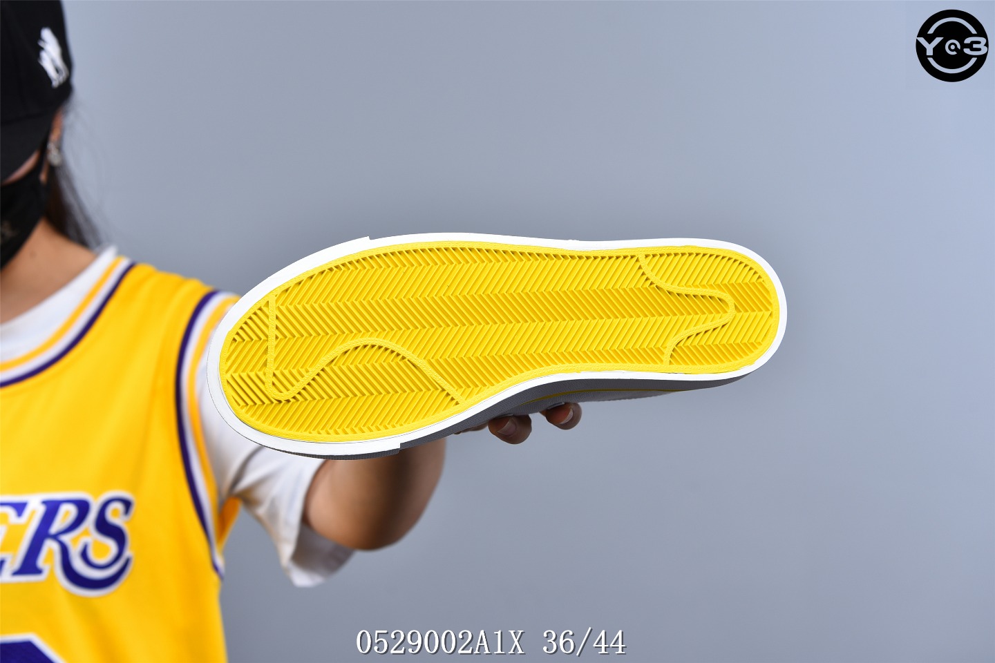 120新配色百搭款出街利器  各大明星上脚老铁跟上节奏！真标半码Adidas  阿迪达斯   Nizza 低帮校园休闲帆布板鞋