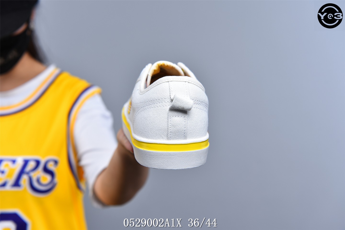 120新配色百搭款出街利器  各大明星上脚老铁跟上节奏！真标半码Adidas  阿迪达斯   Nizza 低帮校园休闲帆布板鞋