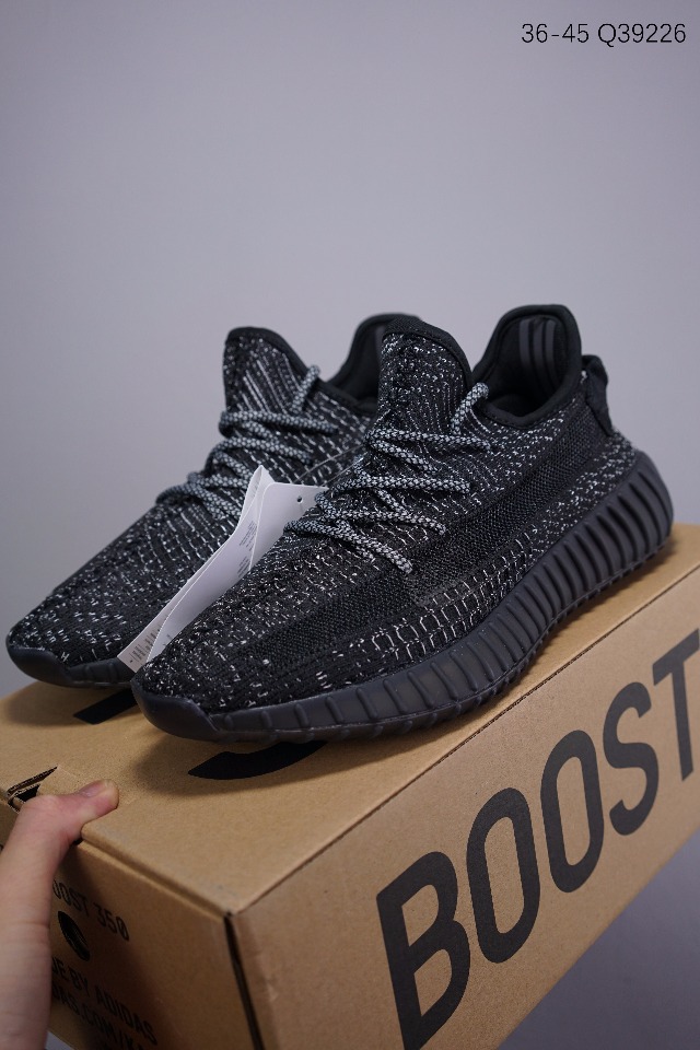 140阿迪达斯 Adidas YEEZY BOOST 350V2 椰子镂空爆米花跑步鞋 仿爆组合底