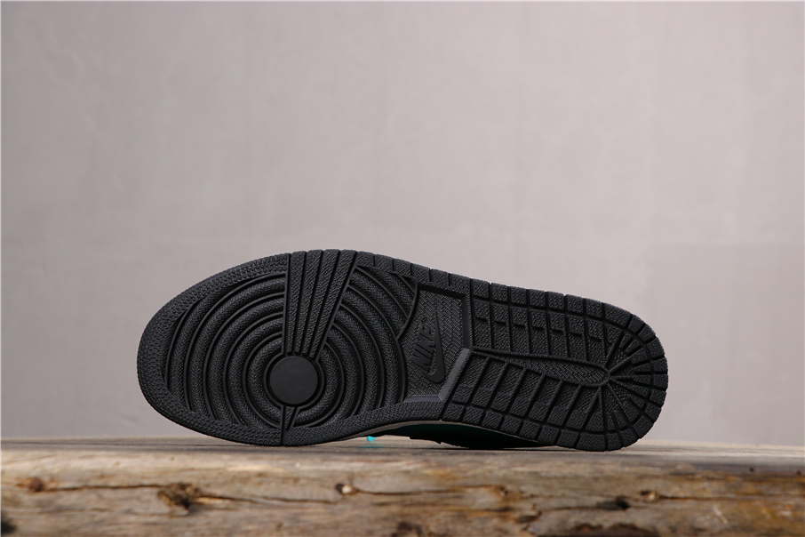 220乔丹/Air Jordan aj1 AJ1 乔丹1代 乔1 乔1低帮系列 Air Jordan 1 low 553558-026 乔1低帮湖水蓝