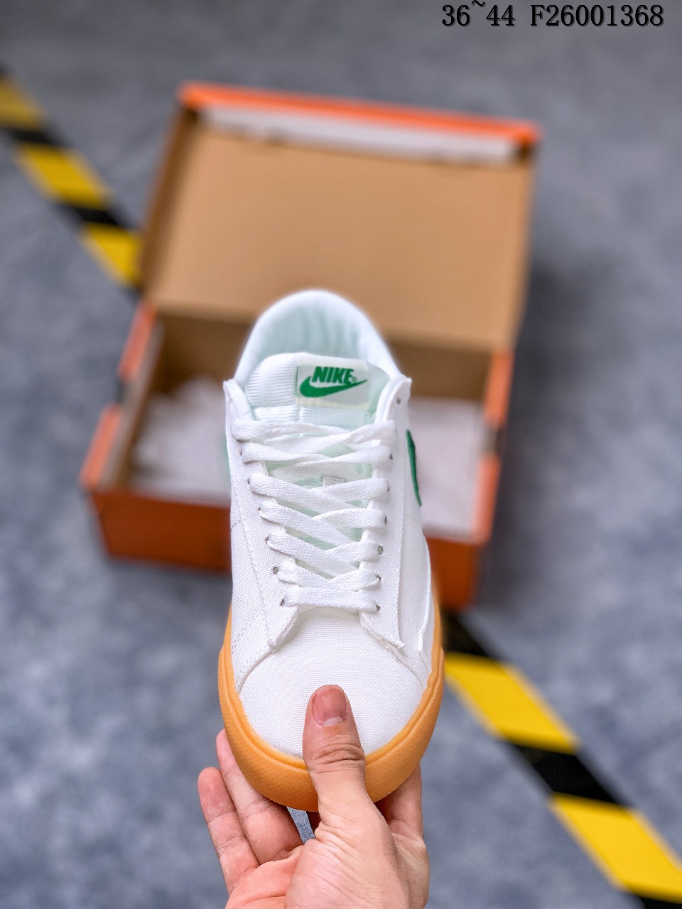 110 NIKE BLAZER LOW 耐克开拓者 低帮帆布板鞋