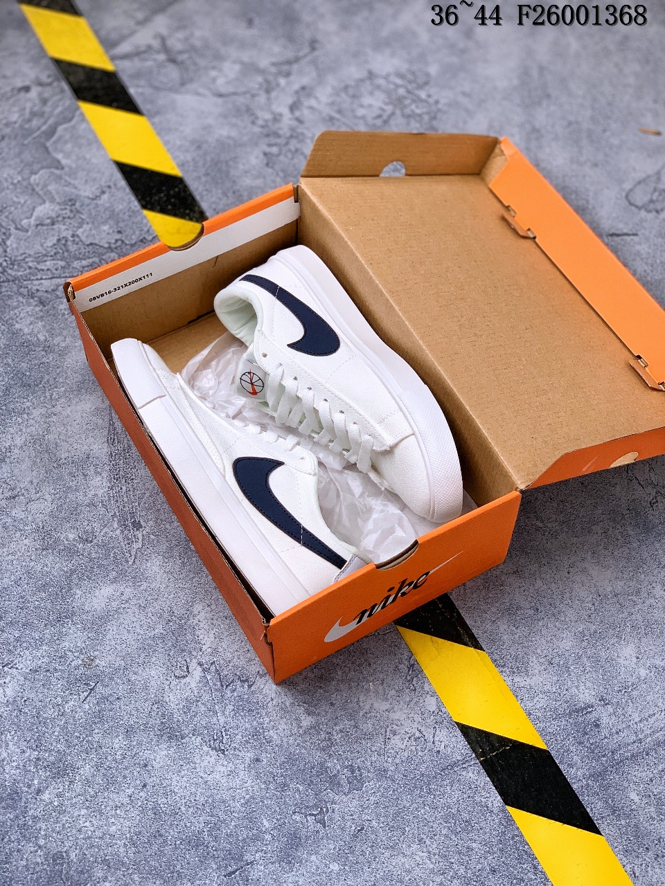 110 NIKE BLAZER LOW 耐克开拓者 低帮帆布板鞋