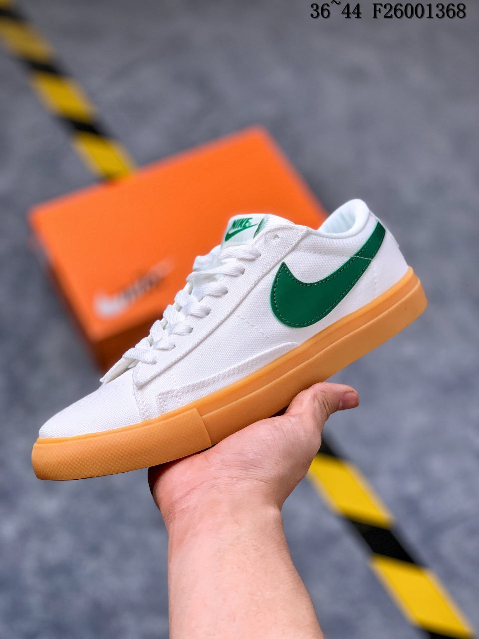 110 NIKE BLAZER LOW 耐克开拓者 低帮帆布板鞋