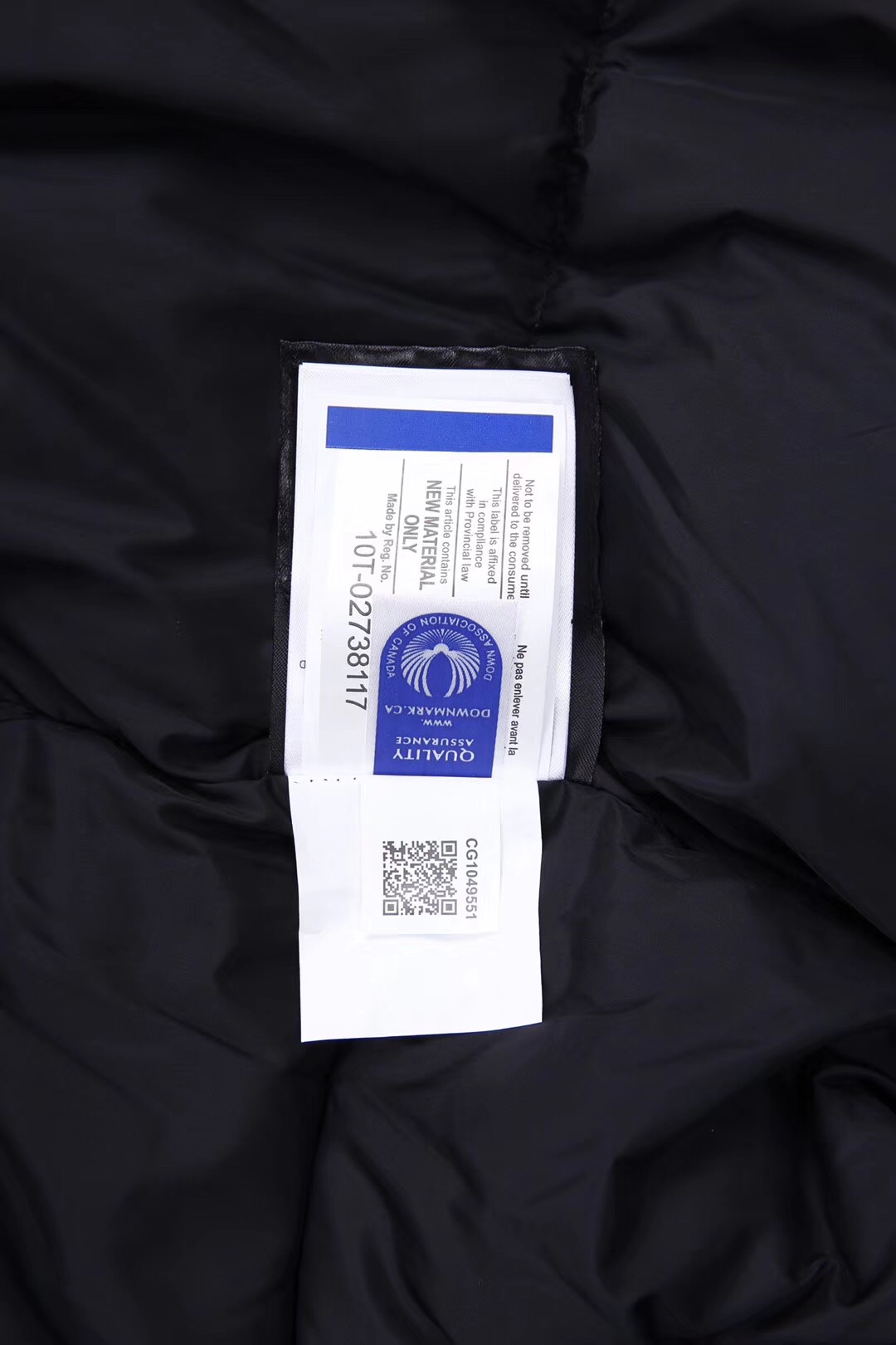 Canada Goose Graphite Grey Arctic-Tech Down Bomber Jacket with Fur Hood 9 o 1dhjle55n135l1po167k15f41ca412