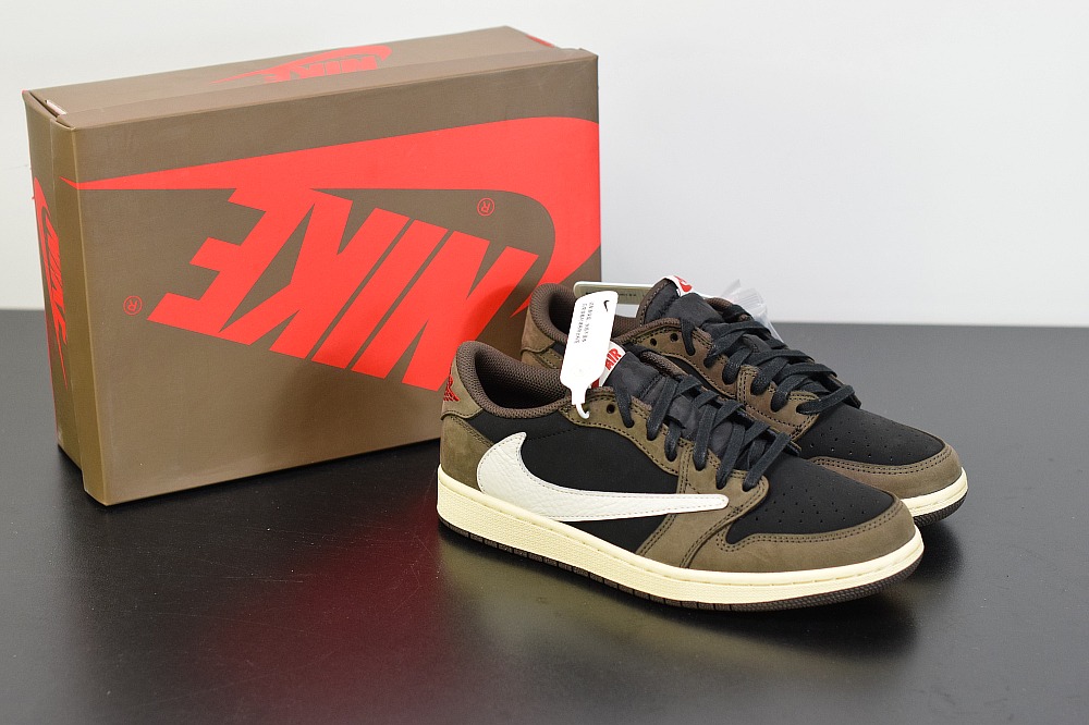 Air Jordan 1 AJ1 Low x Travis Scott 低帮倒钩 CQ4277-001