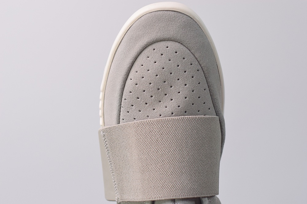 A05C7 顶级纯原Yeezy 750 Boost “B35309” 初代灰男女同款高帮鞋