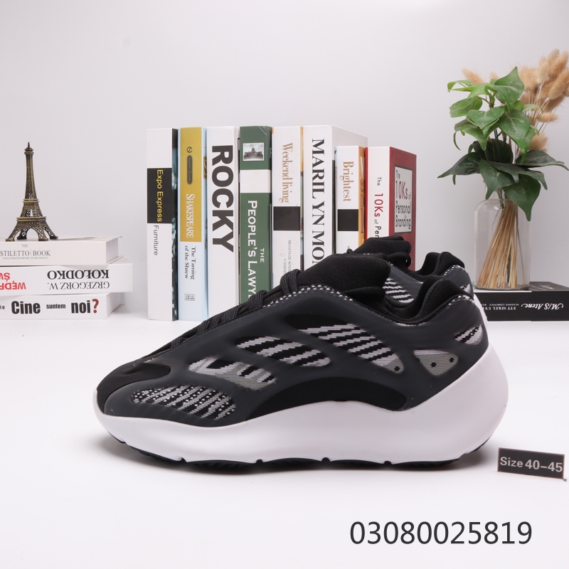 Adidas Yeezy Boost 350 V3 Black FU9008 Unisex Running.