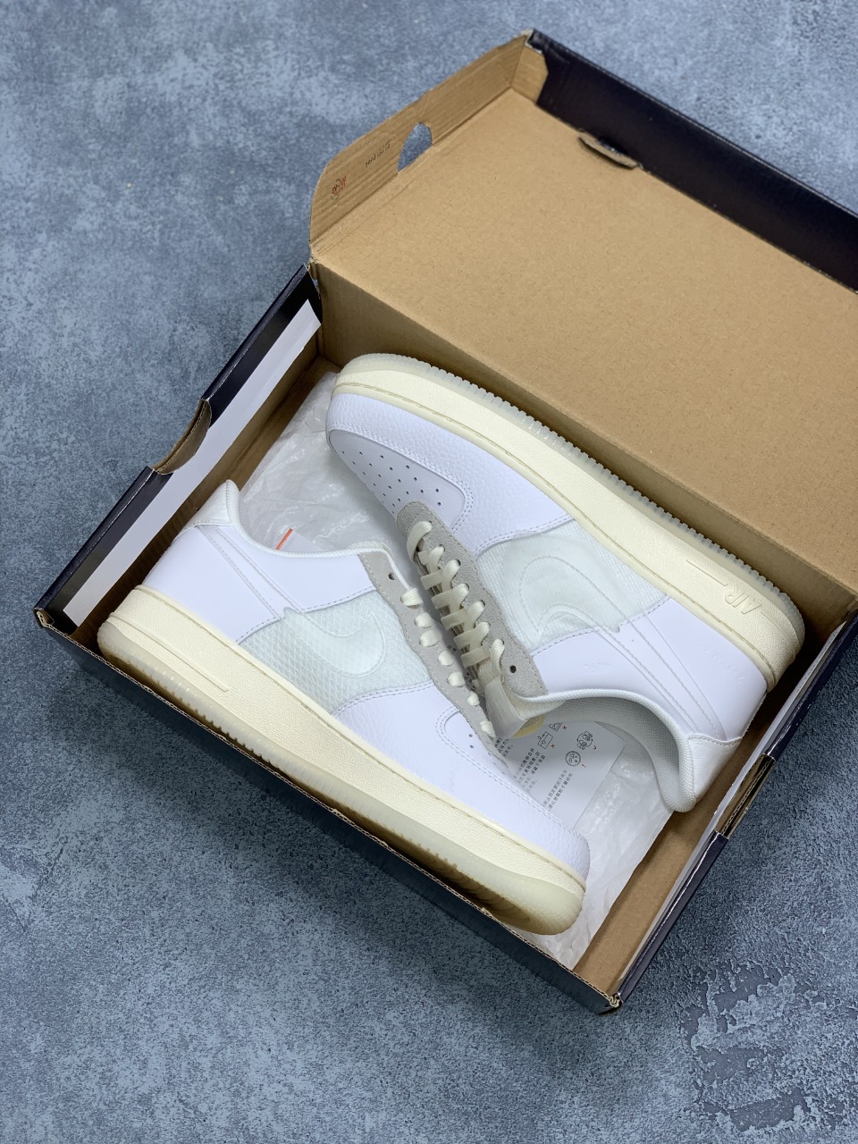 240 公司级 Nike Air Force 1 Low DNA White  ”基因工程” 新配色 CV3040-100