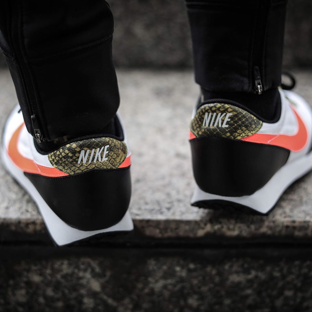 160  耐克Nike Wmns Daybreak QS”Orange/Dynamic/Yellow”OG破晓系列华夫复古休闲运动慢跑鞋“白黑黄蟒蛇纹”CQ7620-001