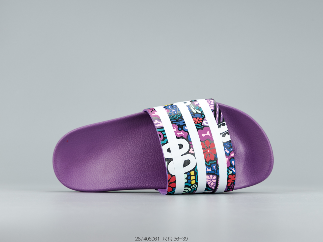 90 阿迪达斯 Adilette Sandal W DA9017 男女夏季休闲潮流拖鞋 沙滩凉鞋