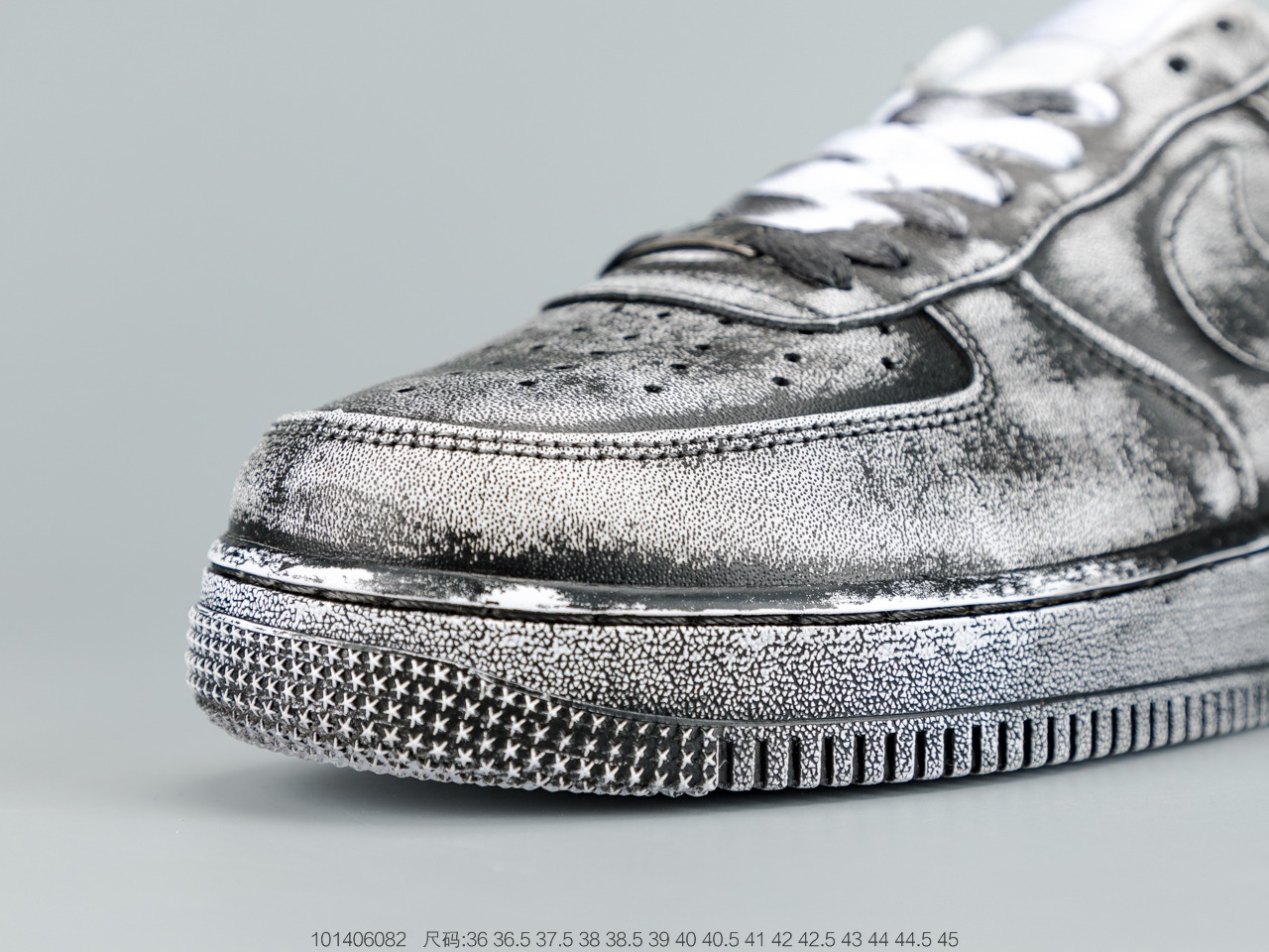 150 耐克 Nike Air Force 1 Mid“黑白做旧” 空军复古低帮时尚休闲板鞋  315122-111