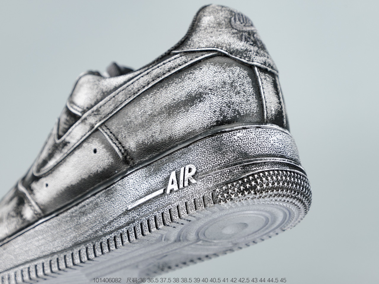 150 耐克 Nike Air Force 1 Mid“黑白做旧” 空军复古低帮时尚休闲板鞋  315122-111