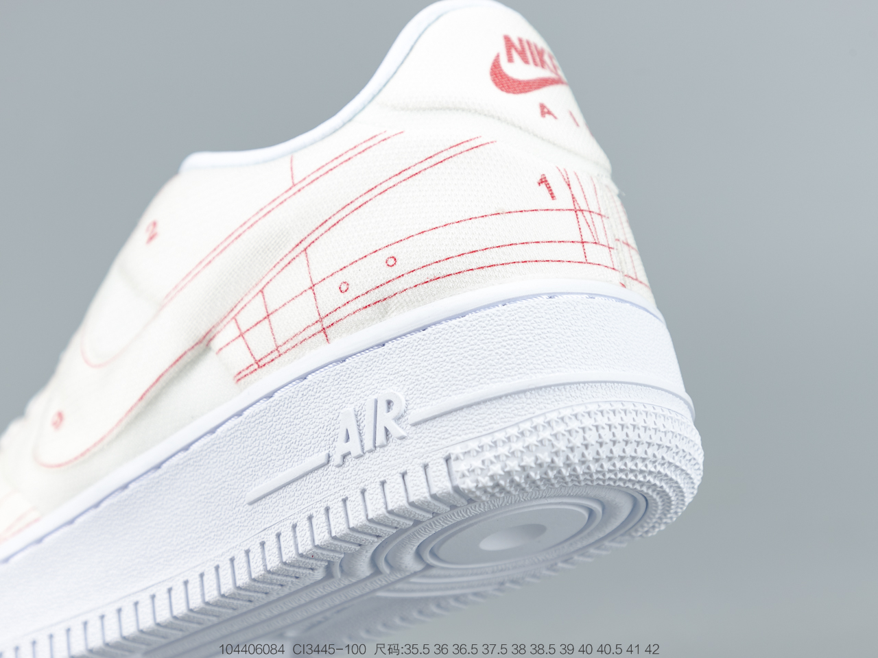 260公司级 耐克Nike Air Force 1 LX “Summit White” 鞋款以山峰白辅以大学红配色CI3445-100