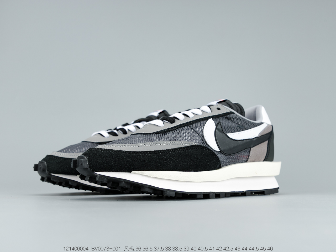 220 日式解构美学联名Sacai x Nike LDV Waffle DaybreakGreyWhite重叠双钩解构设计前卫华夫变形双底休闲慢跑鞋  BV0073-001