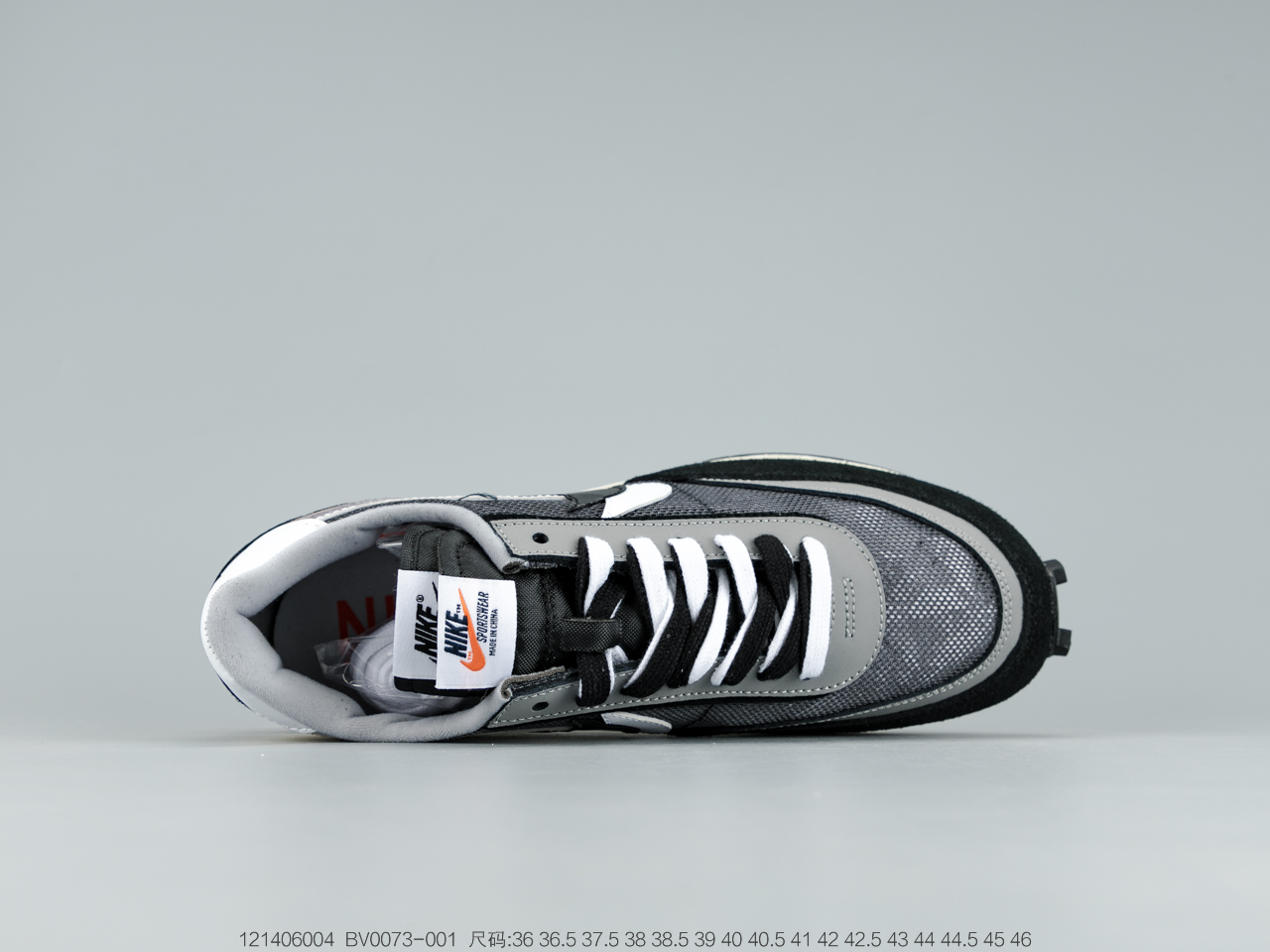 220 日式解构美学联名Sacai x Nike LDV Waffle DaybreakGreyWhite重叠双钩解构设计前卫华夫变形双底休闲慢跑鞋  BV0073-001