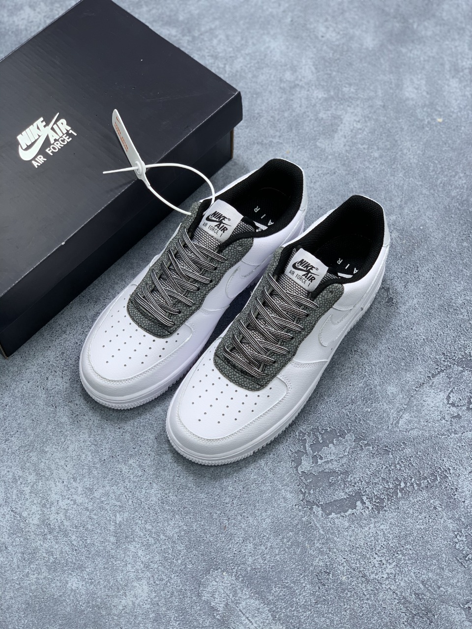 220 Nike Air Force 1 '07 LV8 ”大理石纹” CK4363-100