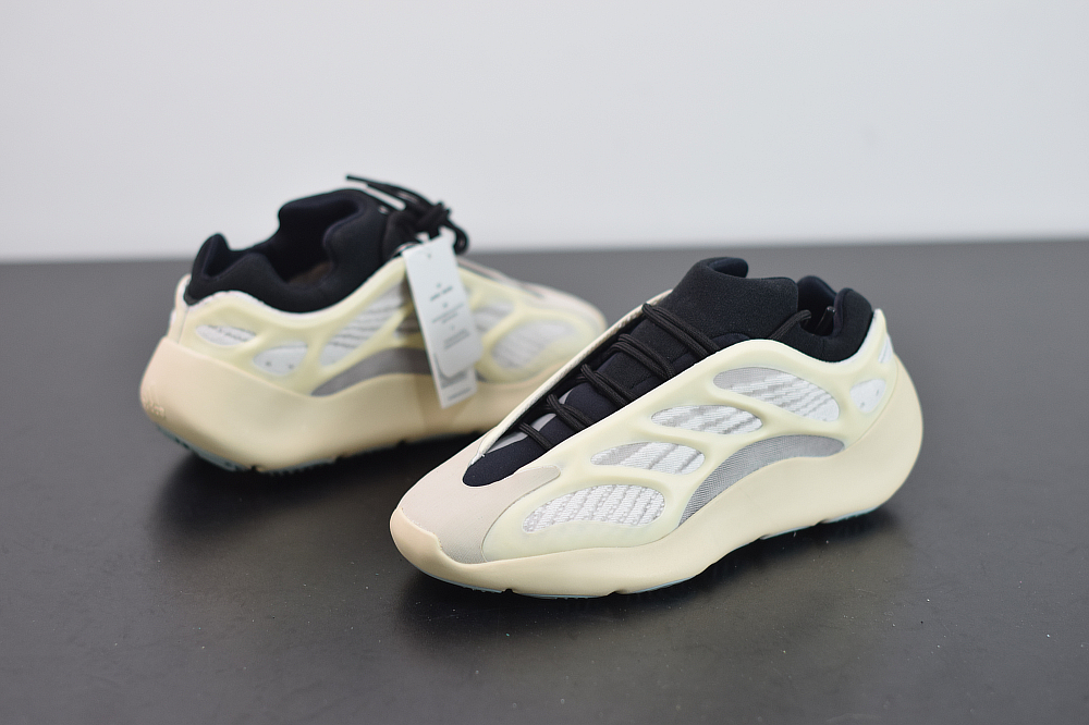 D05X6 纯原版本阿迪达斯Adidas Yeezy 700 V3 “Azael”低帮复古休闲运动穿搭慢跑鞋“骨架夜光”货号:FW4980
