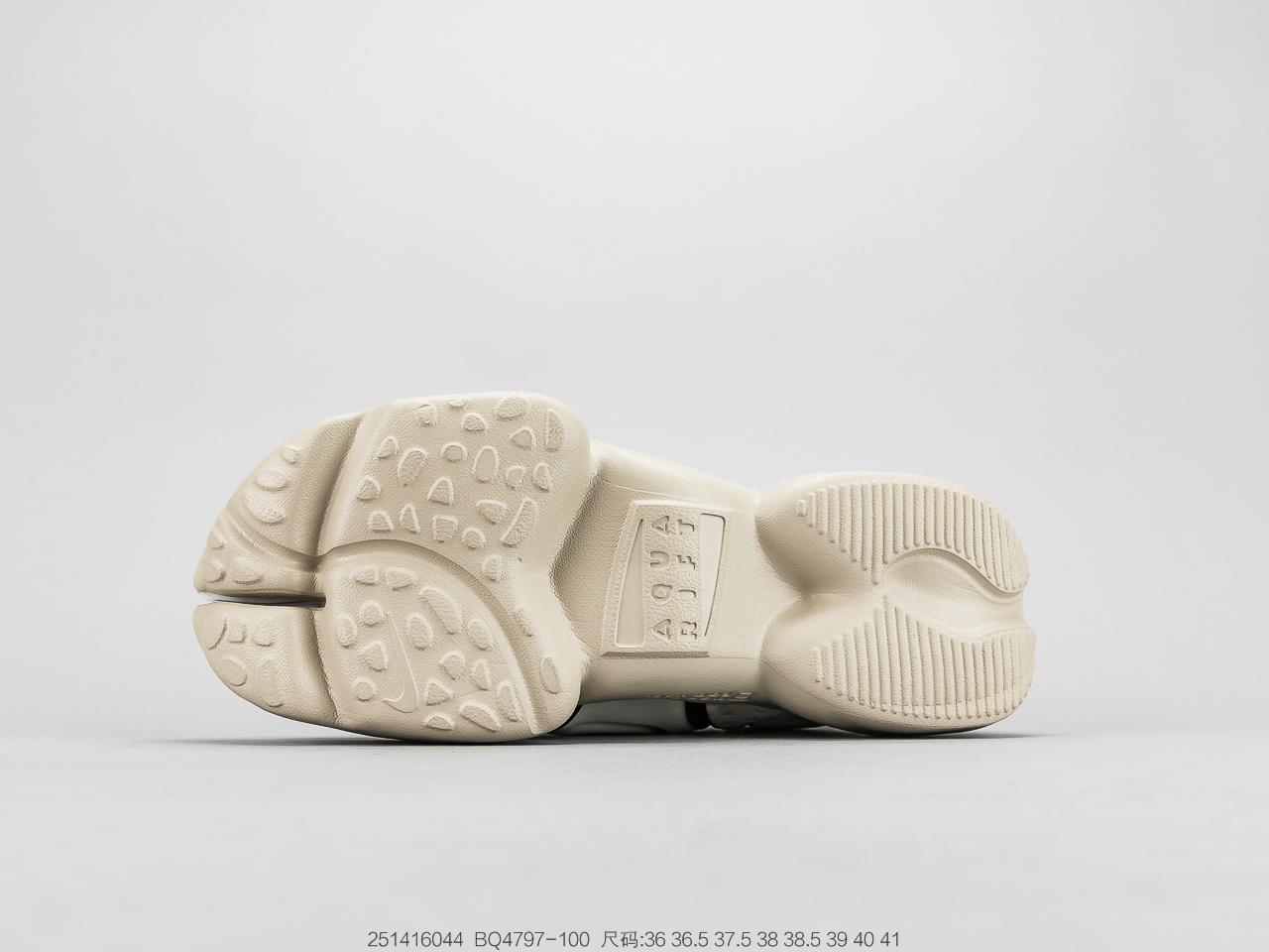 240公司 耐克 紫色 Nike Aqua Rift “Summit White”阿拉蕾 忍者分趾 网红老爹鞋 BQ4797