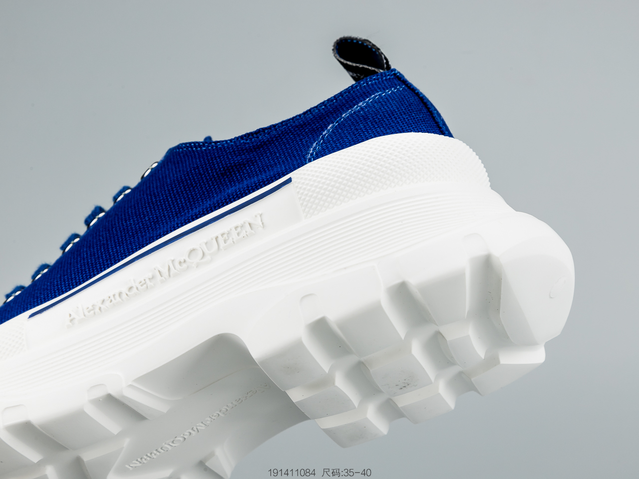 260 麦昆Alexander McQueen 2020春夏新款 麦昆 全白 亚历山大系带增高显瘦显腿长帆布鞋