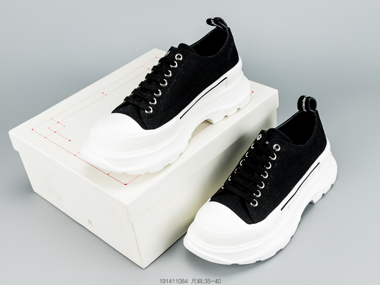 260 麦昆Alexander McQueen 2020春夏新款 麦昆 全白 亚历山大系带增高显瘦显腿长帆布鞋