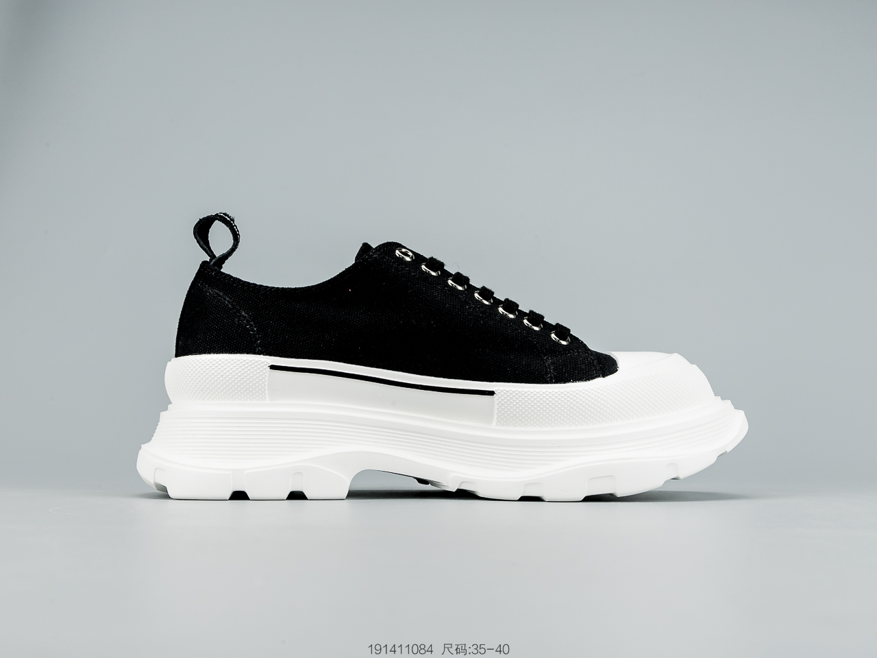 260 麦昆Alexander McQueen 2020春夏新款 麦昆 全白 亚历山大系带增高显瘦显腿长帆布鞋